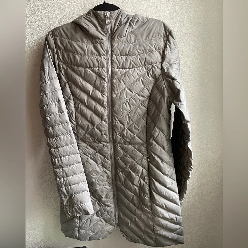 The North Face Karokora 700 Fill Down Parka - Picture 5 of 15